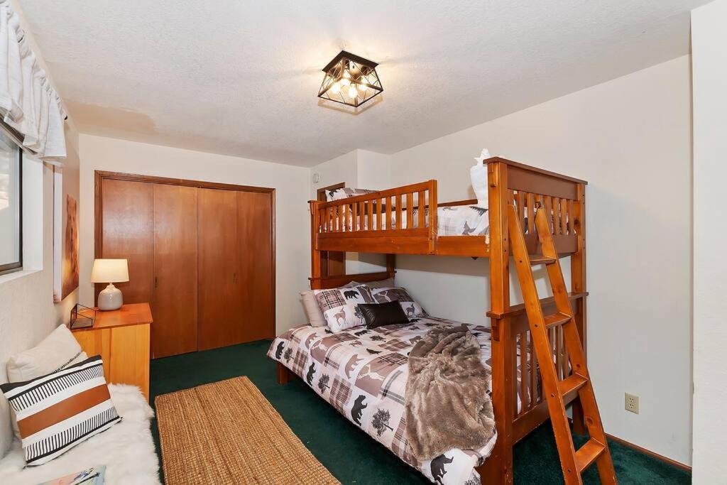 Everwood Serenity Treehouse Ontrail Head/Sledding Βίλα Big Bear Lake Εξωτερικό φωτογραφία